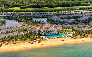 Виллы Melia Vinpearl 5* с бассейнами