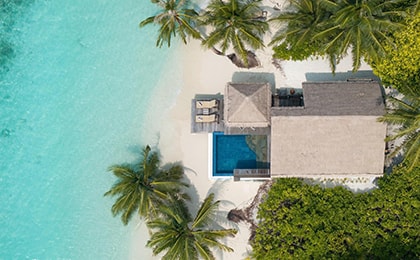 Пляжная вилла Bandos Maldives — экономия 30-50% по сравнению с виллой на воде