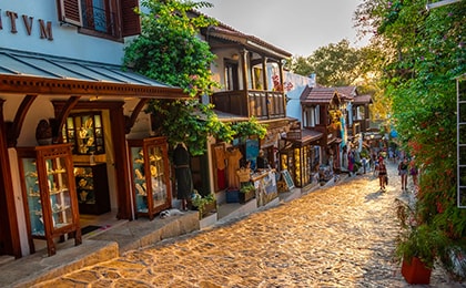 Небольшой курортный городок Каш с местами для дайвинга и недорогими пансионами