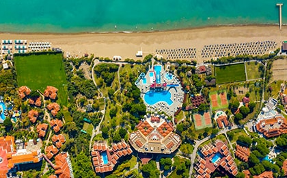 Территория семейного отеля в Белеке